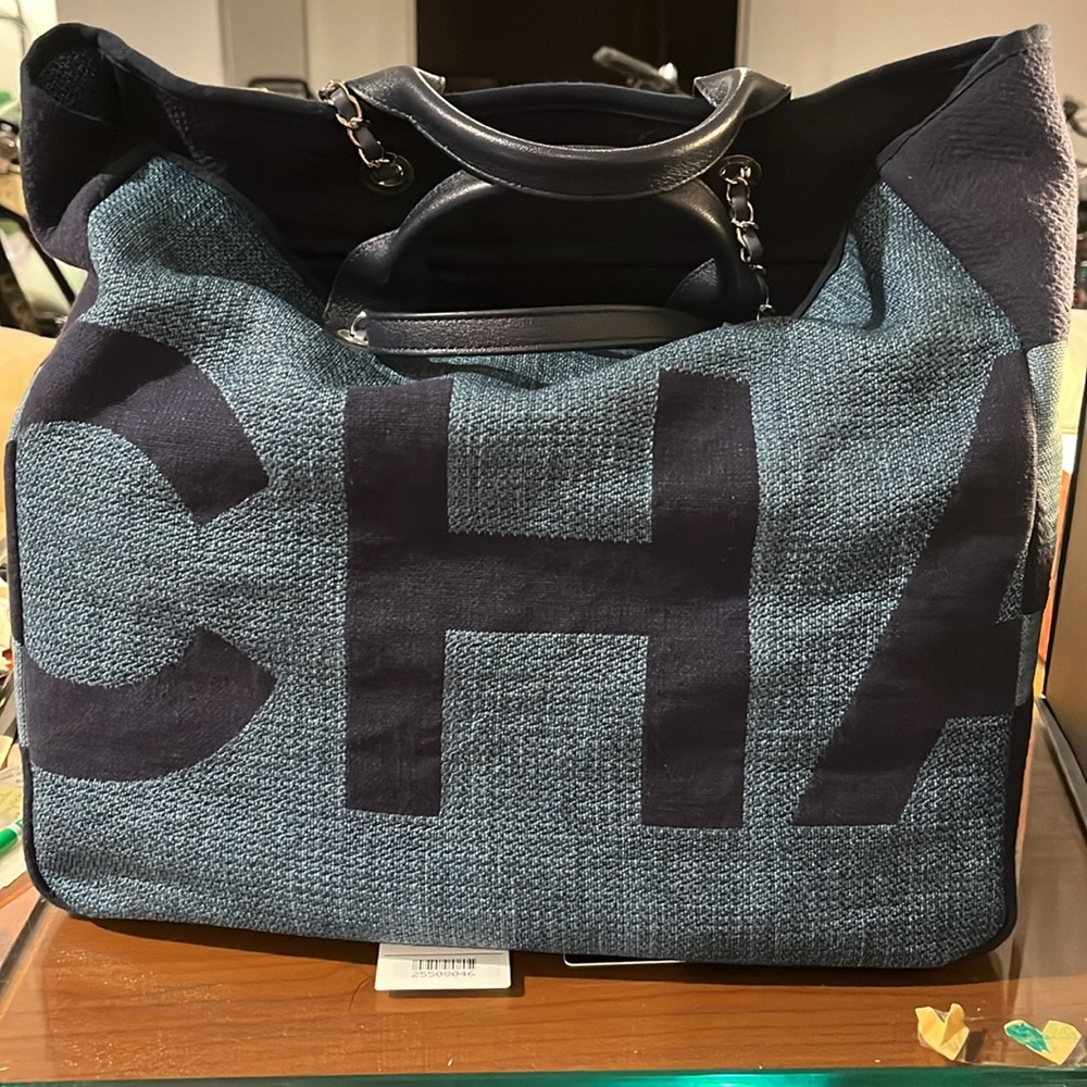 Chanel tote